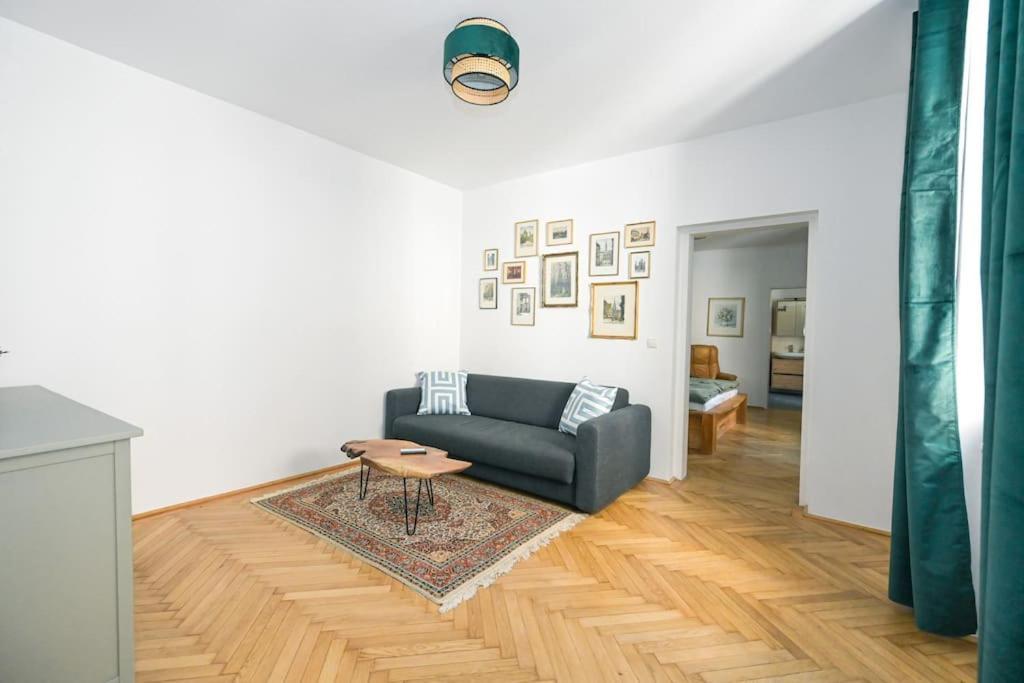 Perfect Apartment Near @ City-Center Wenen Buitenkant foto